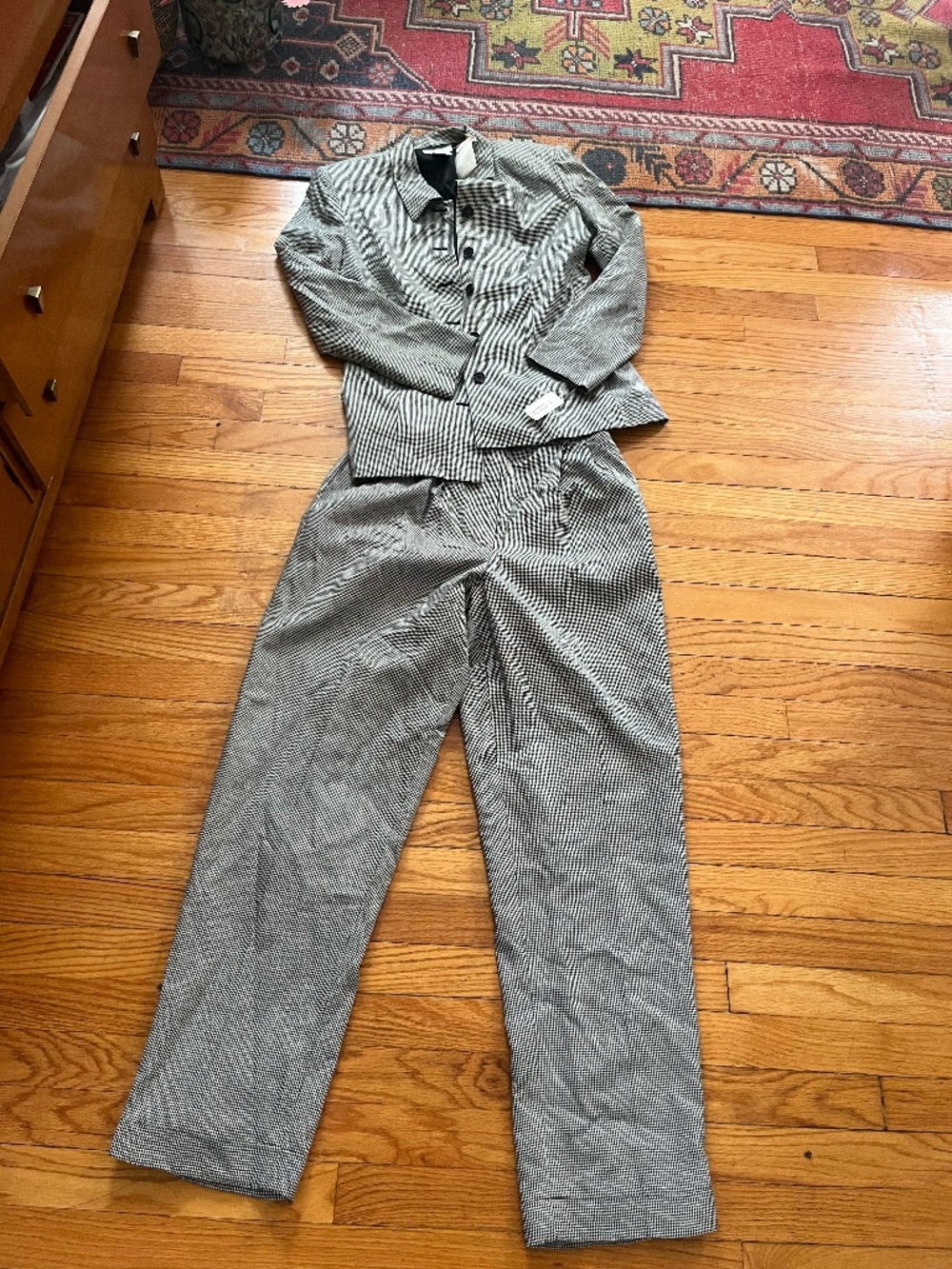 NWT VTG Two piece Talbots houndstooth  pant suit - sz 8, brand new!!
